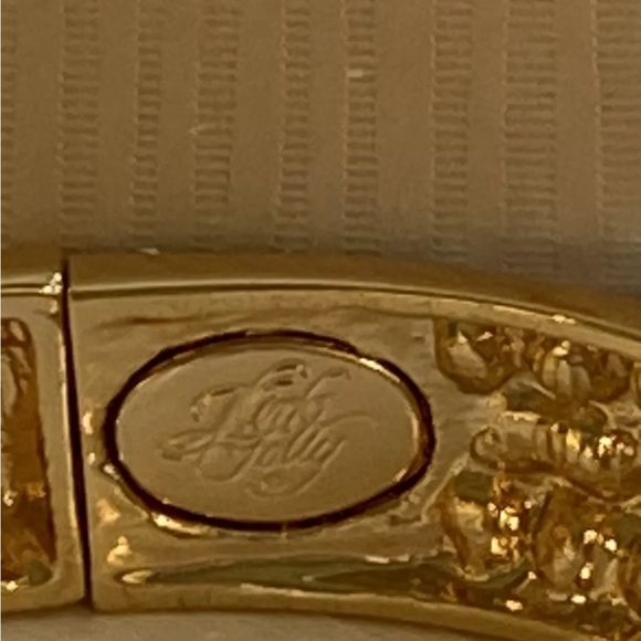 Kirks Folly Brilliant Blue Aurora Borealis Crystals Gold Plated Hinged Bracelet - Picture 8 of 8